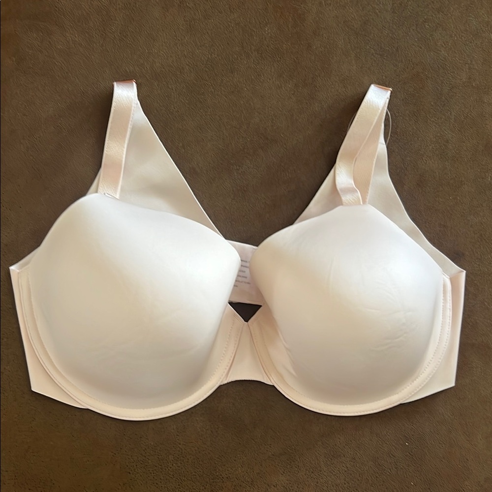 SOMA Vanishing 360 Perfect Coverage Size 38D Porcelain Elegant Bra New With Tag